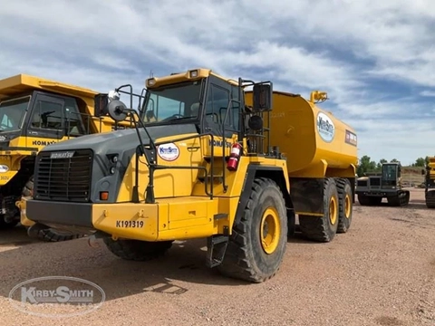 Used Komatsu Water Truck for Sale